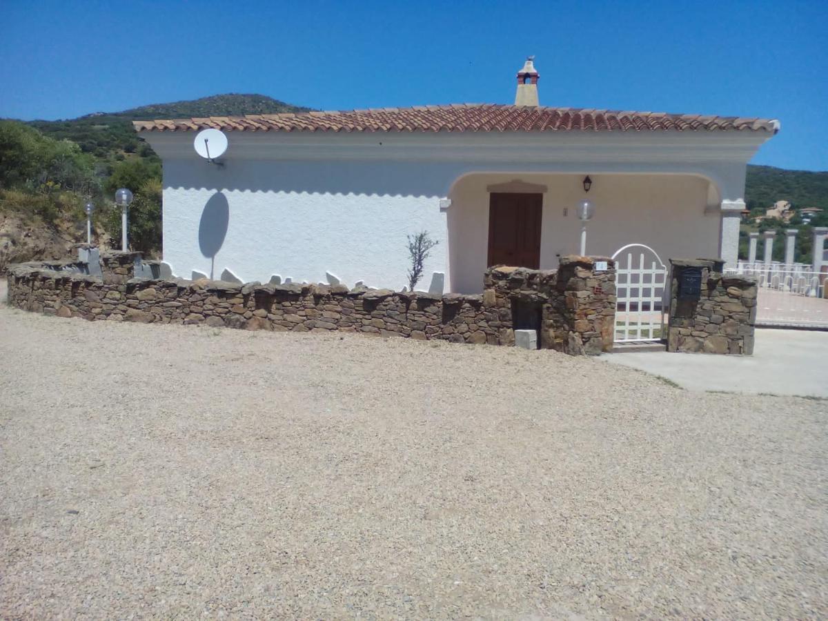Bed and Breakfast Sa Tanca De Su Mare Budoni Esterno foto
